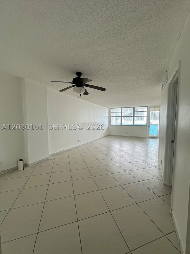 Building Photo - 6770 Indian Creek Dr