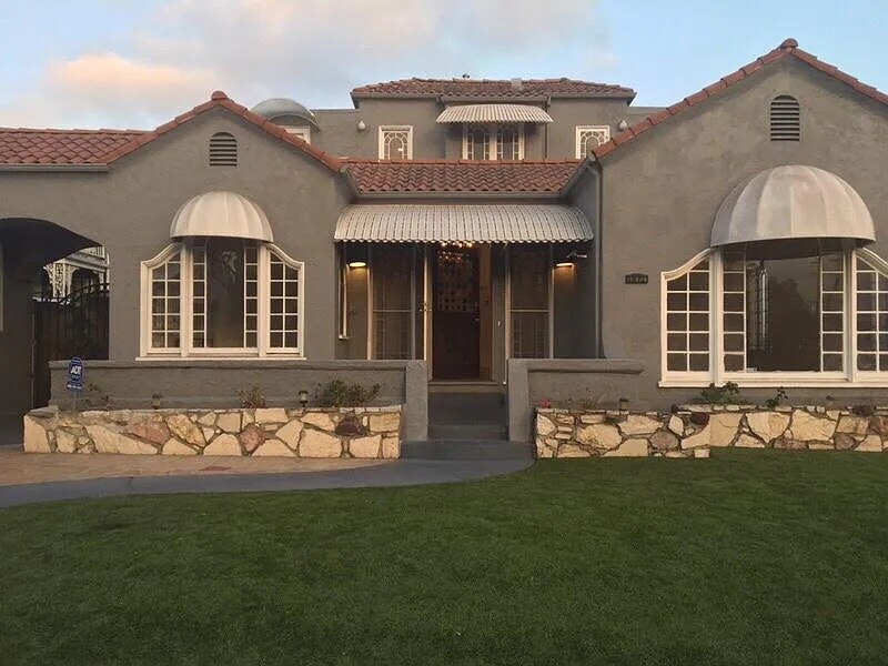 Foto principal - 1872 S Cloverdale Ave