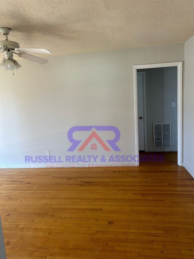Foto del edificio - 3110 Patton Ct