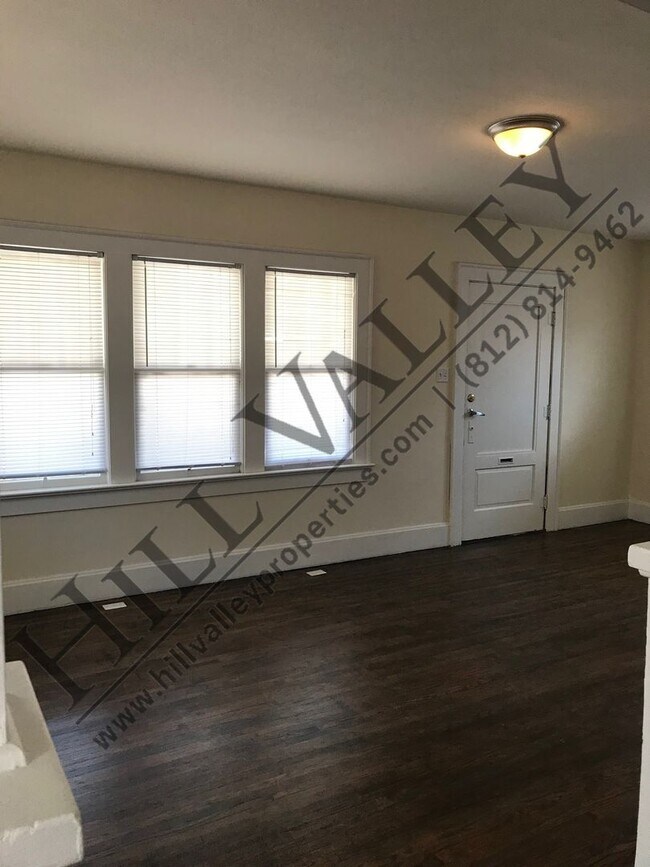 Foto del edificio - One Bedroom Home