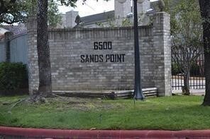 Foto del edificio - 6500 Sands Point Dr