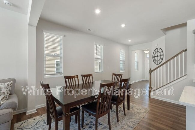 Building Photo - 4743 Darcey Wy