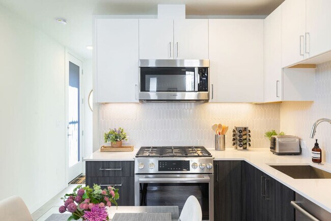 Foto del edificio - 1425 E Howell St