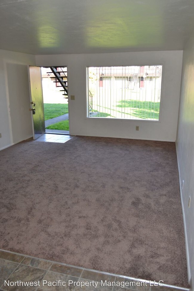 Foto del edificio - 1003-1085 Savage Rd NE