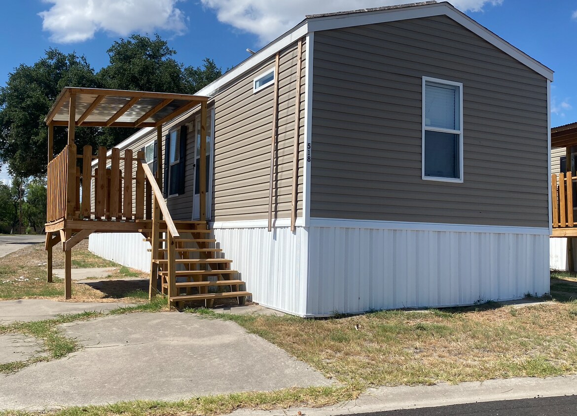 518 McManus St, Kingsville, TX 78363 House Rental in Kingsville, TX