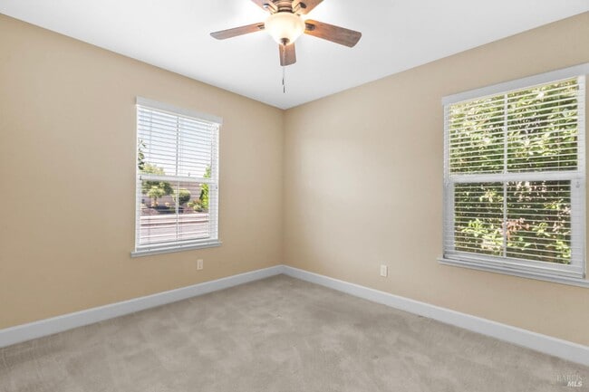 Building Photo - 524 Diamond Hills Dr