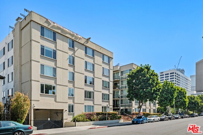 Foto del edificio - 9950 Durant Dr