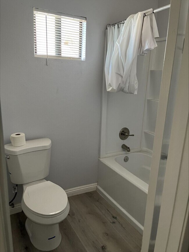 Foto del edificio - Condo 3 bedrooms and 2.5 baths in Alhambra