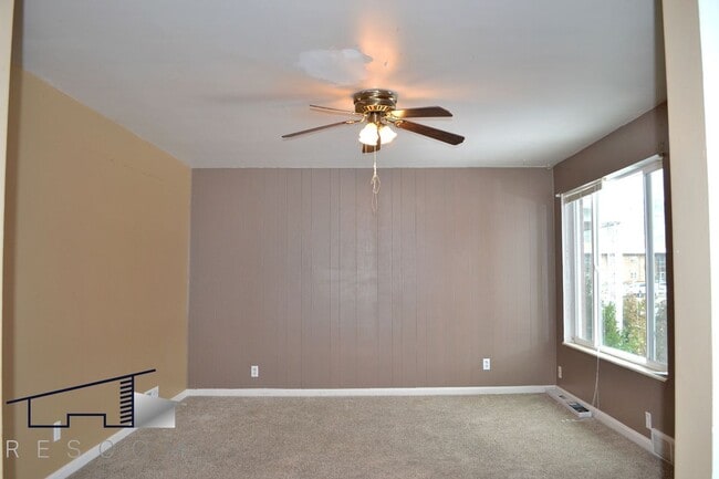 Foto del edificio - 3729 Quincy Ave