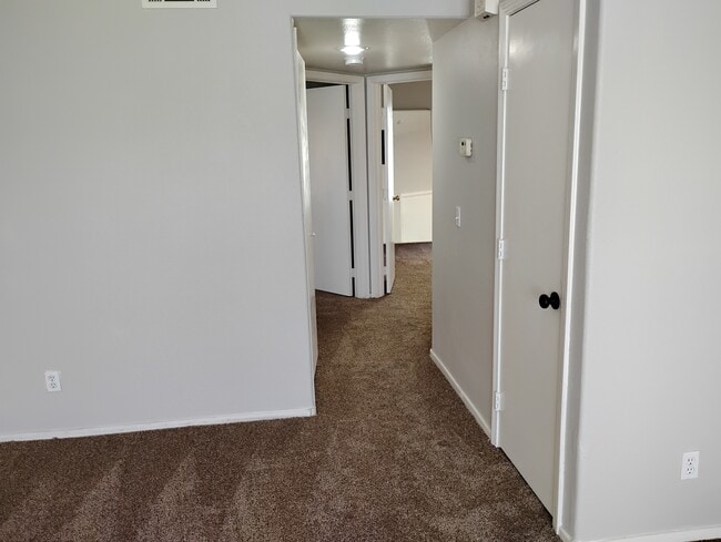Building Photo - 8450 Alta Dr