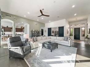 Building Photo - 14559 E Charter Oak Dr
