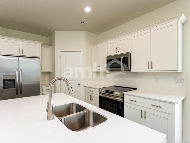 Foto del edificio - 1384 W Mahogany St