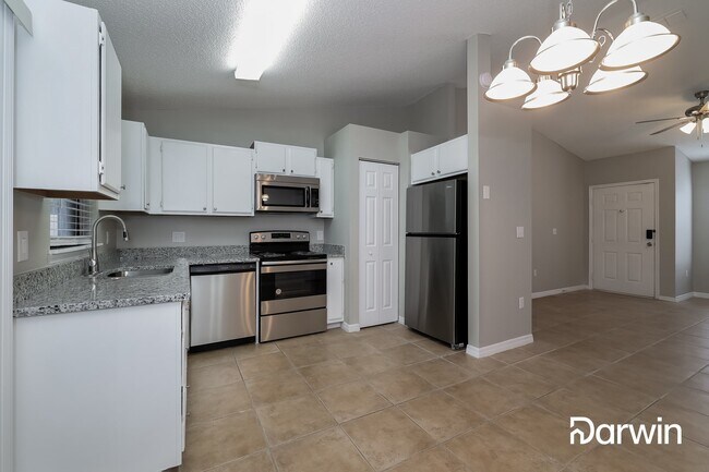Building Photo - 401 Long Dr