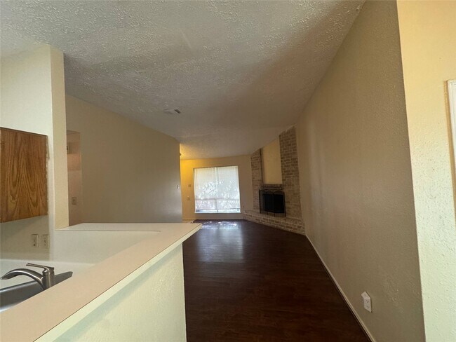 Foto del edificio - 20507 Broughwood Cir