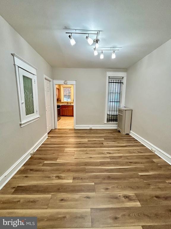 Building Photo - 306 Lindley Ave