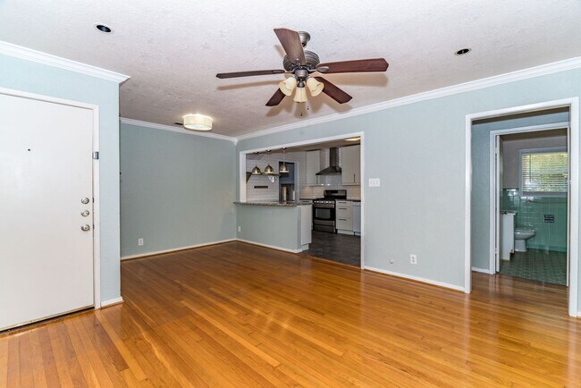 Foto del edificio - 2-Bedroom Home--READY FOR MOVE IN!
