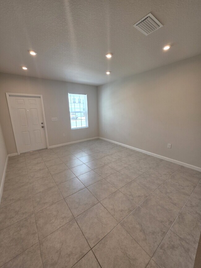 Foto del edificio - 12040 Grizzly Ln