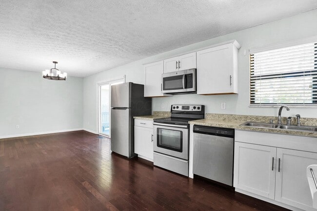 Building Photo - 3880 Maidens Larne Dr