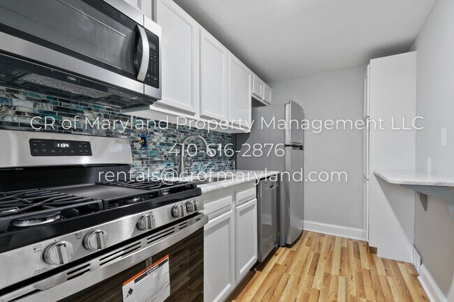 Foto del edificio - WAITLIST APPLICATIONS ONLY