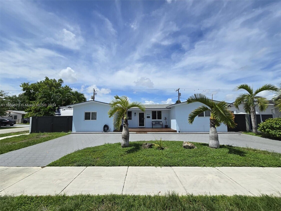 Foto principal - 9591 SW 52nd Terrace
