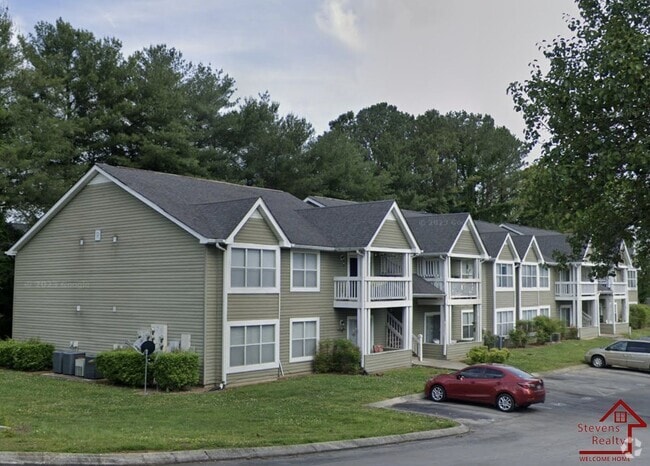 Building Photo - 430 Oriole Dr