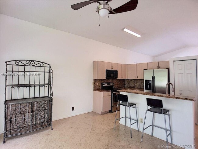 Foto del edificio - 17738 SW 20th St