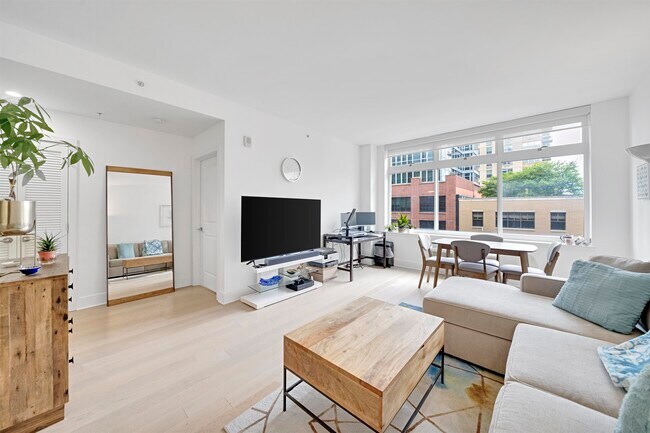 Foto del edificio - 1400 Hudson St