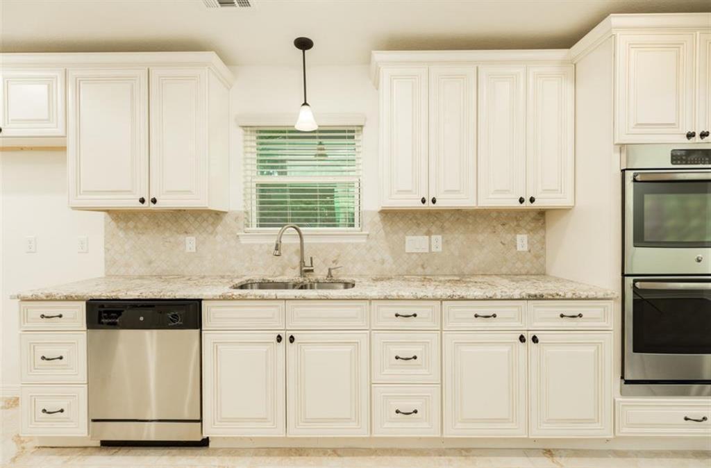 Primary Photo - 5807 Boyce Springs Dr