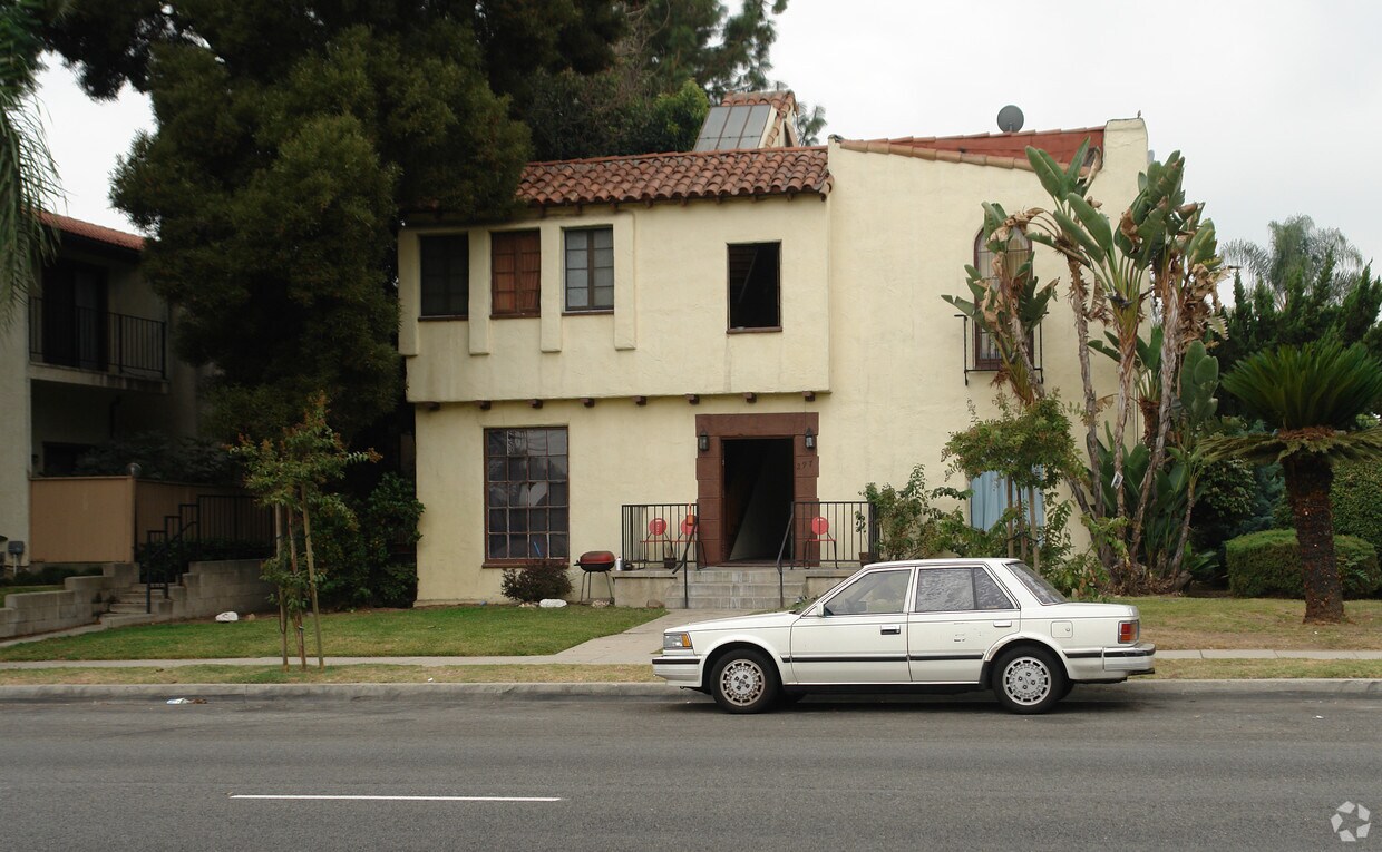Foto del edificio - 297 Sierra Madre Blvd
