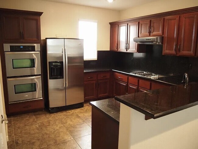 Foto del edificio - 10460 Ashlar Point Way