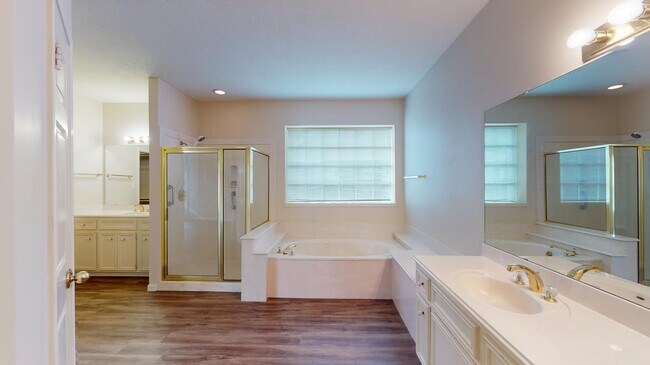 Building Photo - 2731 Alderleaf Pl