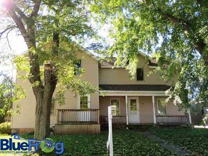 Foto principal - 744 W Main St