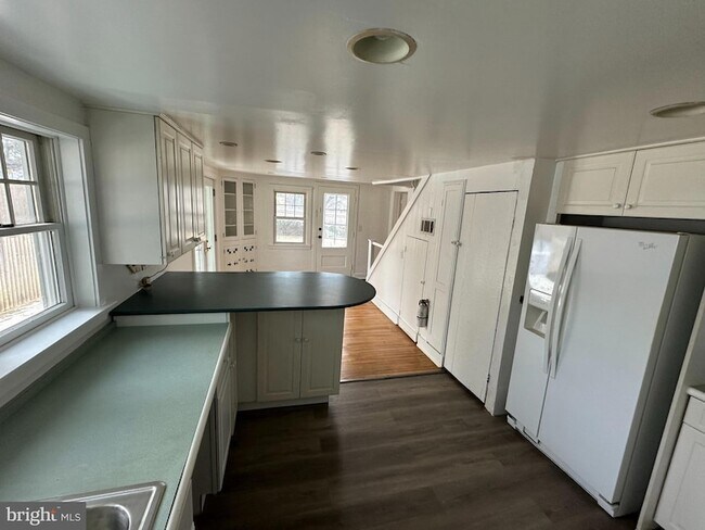 Foto del edificio - 2 Titus Ave