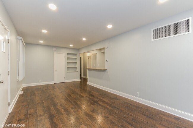 Foto del edificio - 8622 S Jeffery Blvd
