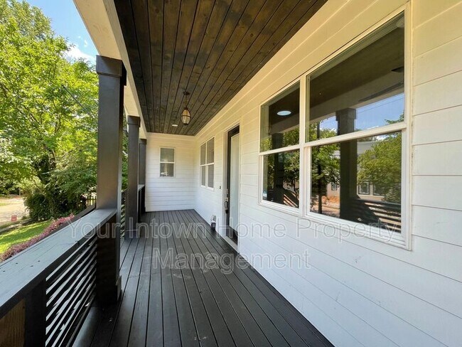 Foto del edificio - 26 Walthall St NE
