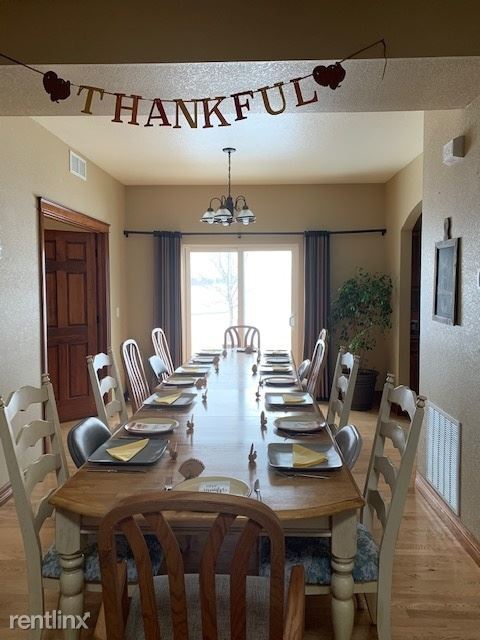 Foto del edificio - 4 br, 4 bath House - 2209 Sunbury Ln