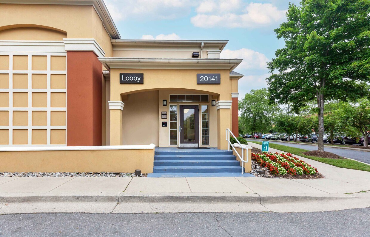 Furnished Studio Germantown Apartments in Germantown, MD