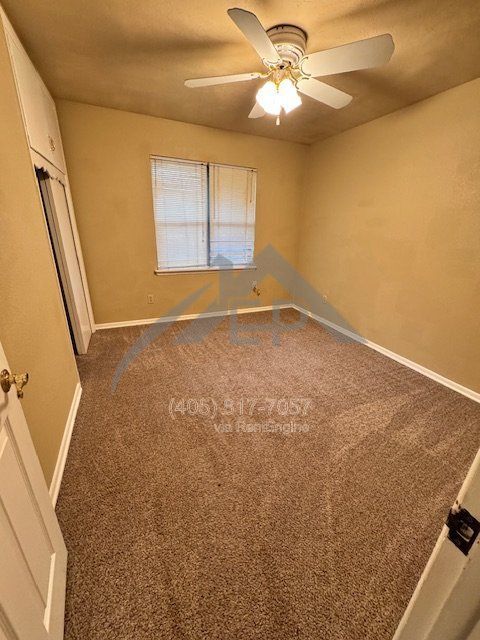 Foto del edificio - 2829 Lakeside Dr