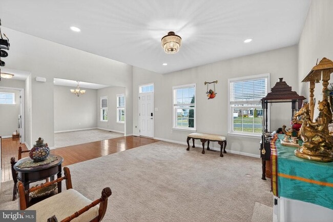 Foto del edificio - 40 Gina Dr