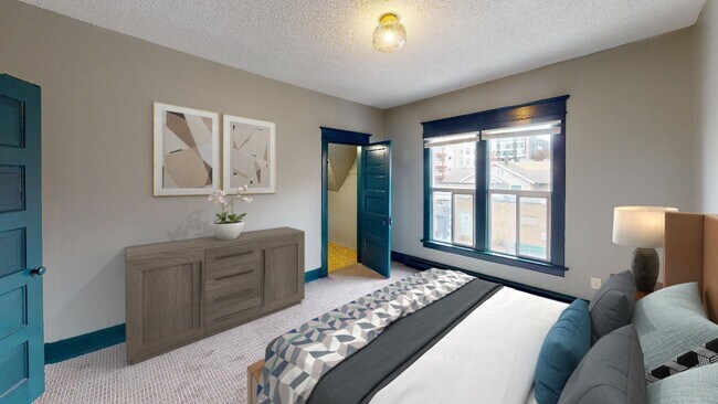Foto del edificio - 6307-6321 Roosevelt Way NE