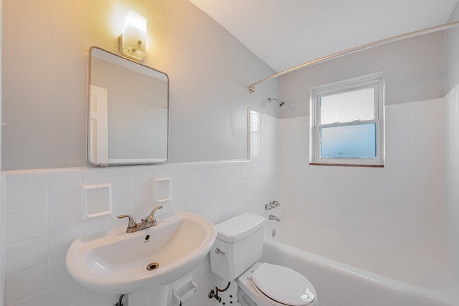 Building Photo - Southcrest Heights