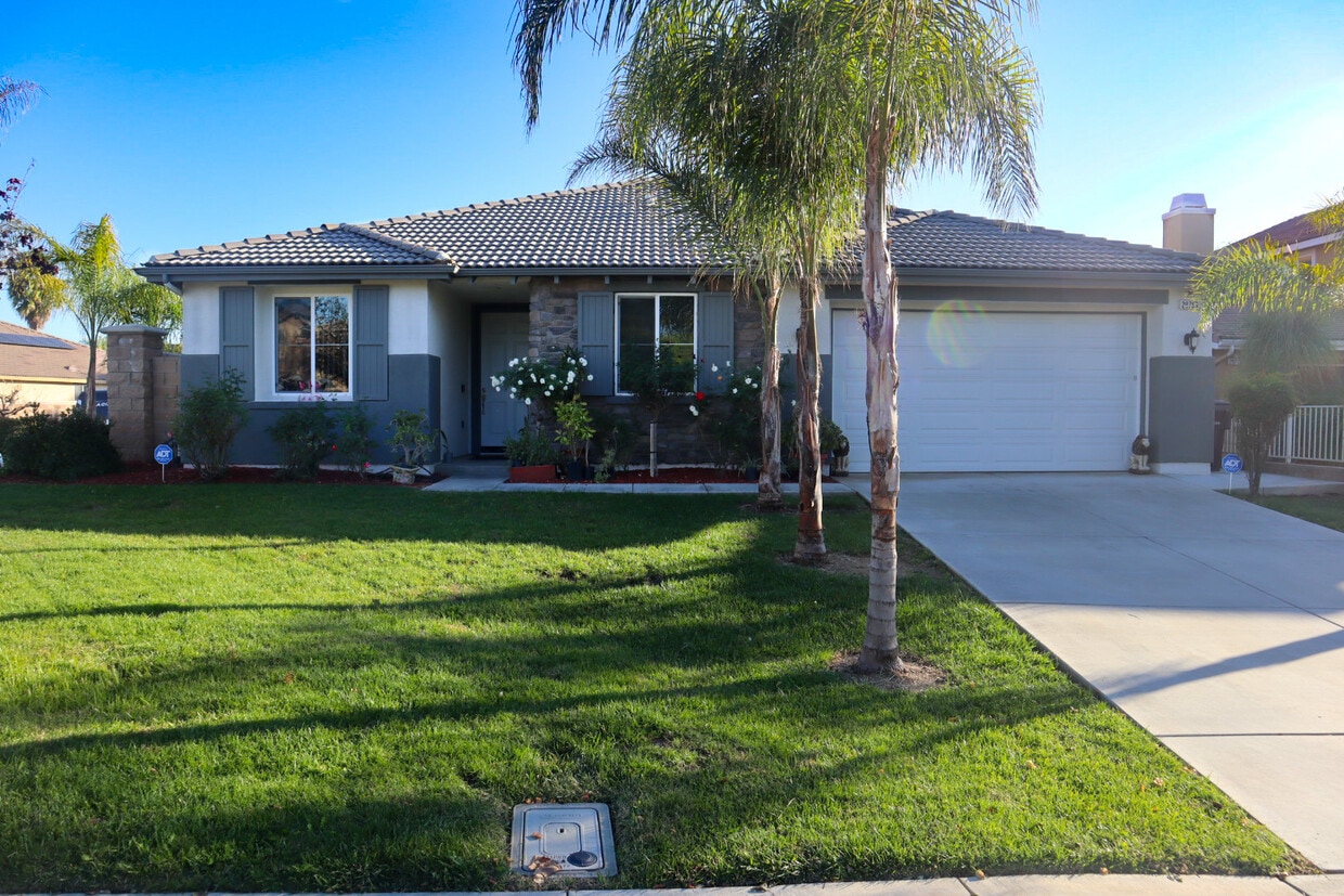 28789 Tupelo Rd, Menifee, CA 92584 House Rental in Menifee, CA