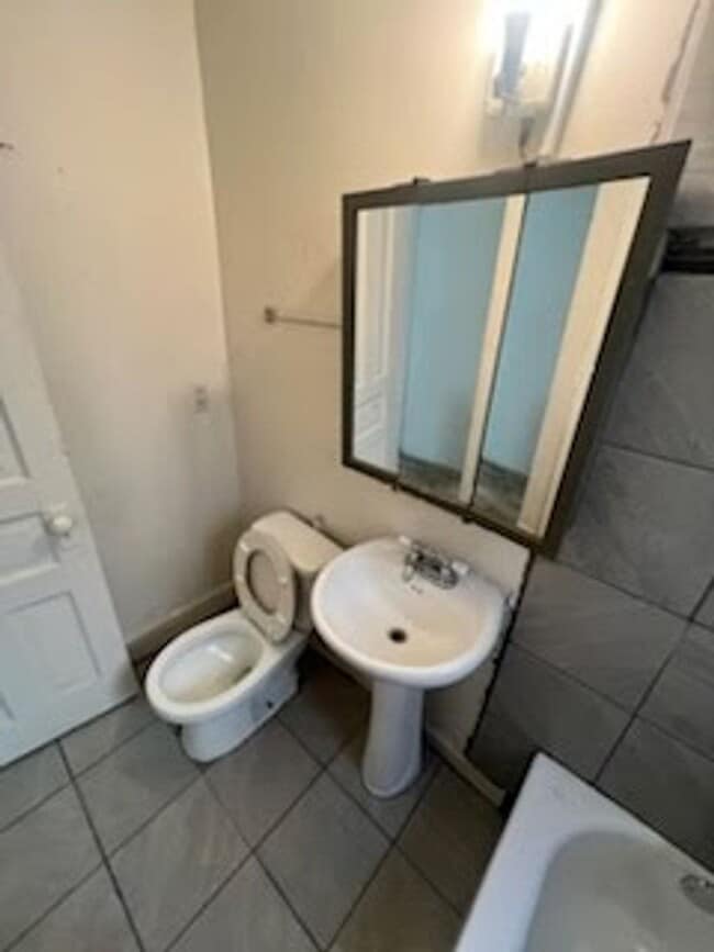 Foto del edificio - 2421 S 5th Pl