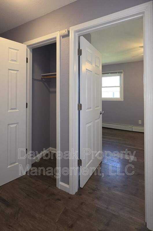 Foto del edificio - 204 4th St NW