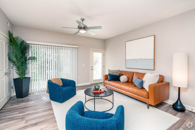 2BR,2BA - 1092SF - Living Room - Eastwood Pointe Luxury Apartments