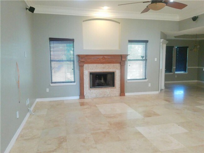 Foto del edificio - 7318 Sun Valley Dr