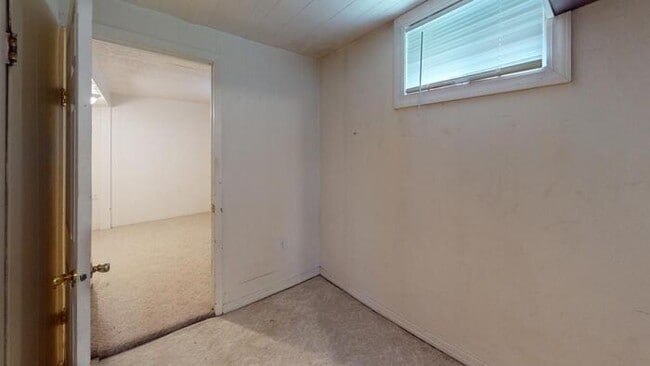 Building Photo - 630 3rd Ave SE