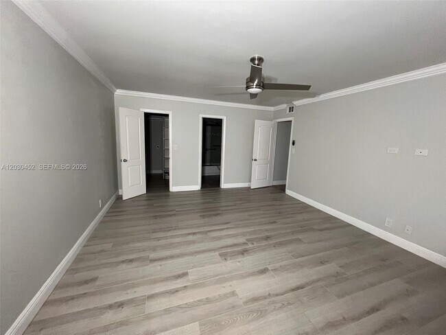 Foto del edificio - 136 NE 19th Ct