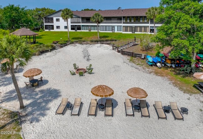 Building Photo - 7032 River Run Blvd