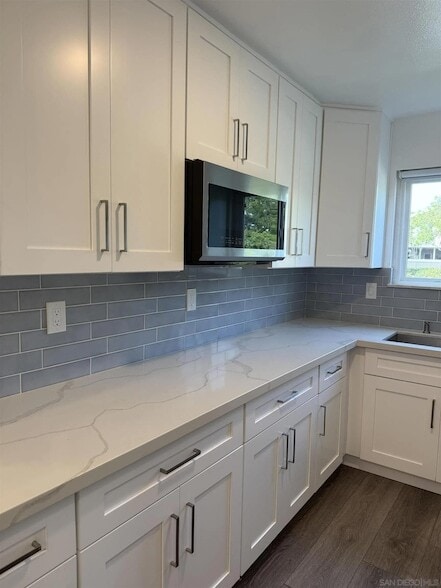 Building Photo - 7934 Camino Huerta